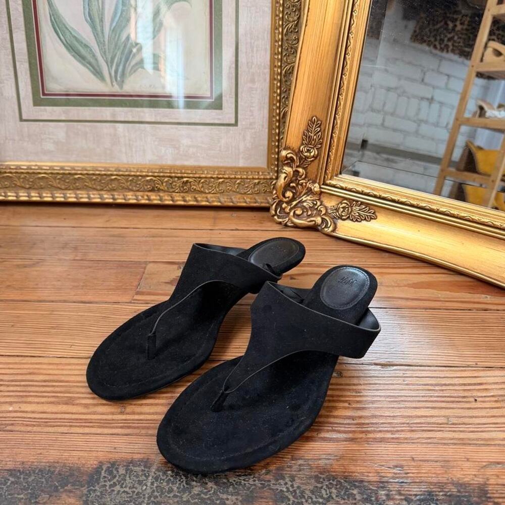 Black suede thong kitten heel